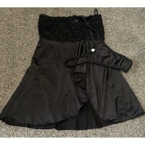 COQUETTE BLACK SIZE OS BABYDOLL NIGHTGOWN WITH THONG
